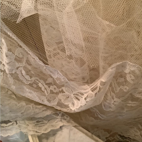 Vintage 1950’s Warm Ivory Chantilly Lace Wedding Gown Dress Prairie Cottagecore - Picture 14 of 16